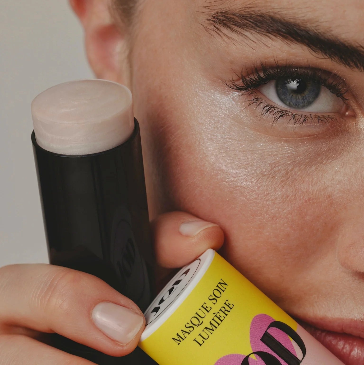 Glowing Skincare Mask