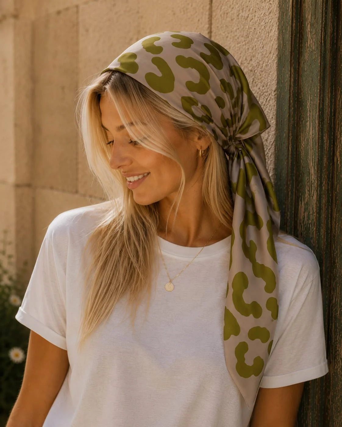 MOXIE – Silk Scarf Untamed