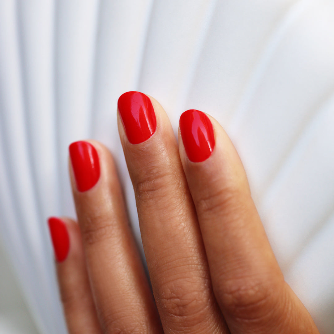 manucurist – Green | Poppy Red