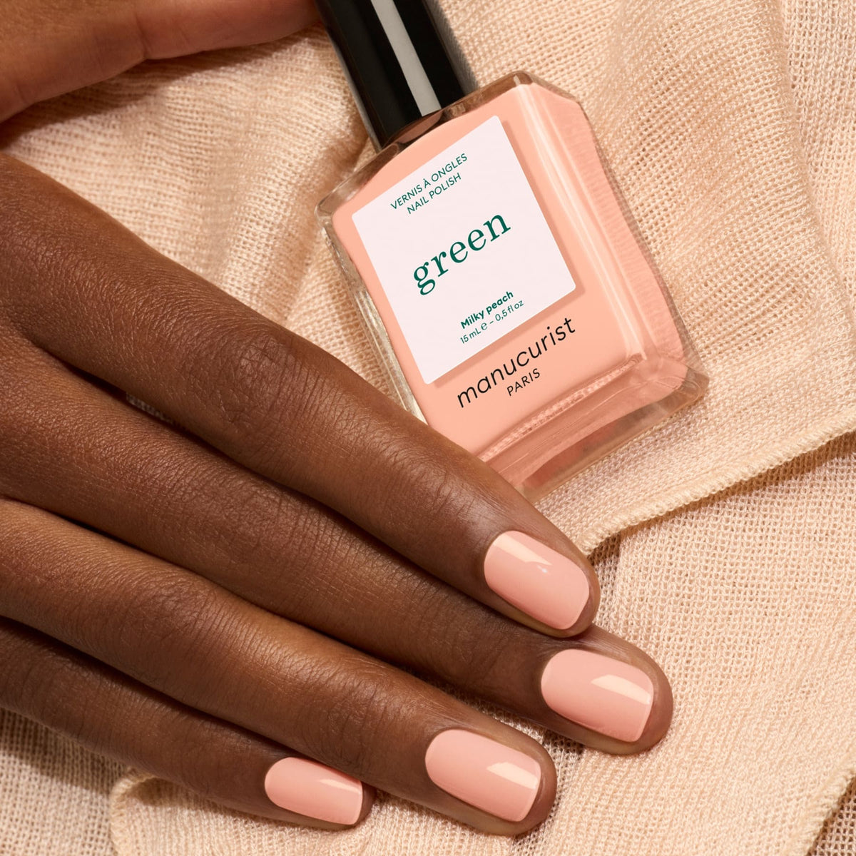manucurist – Green | Milky Peach